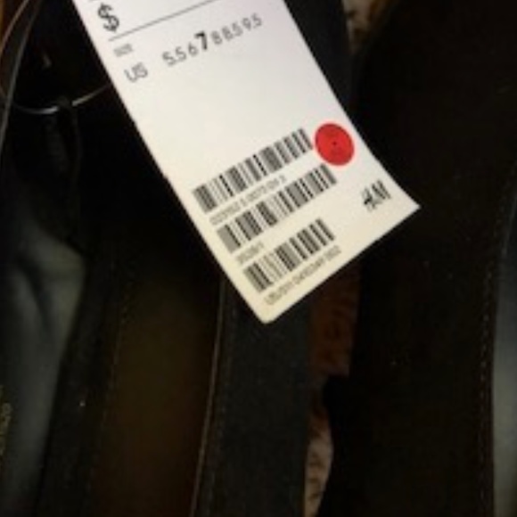*HOST PICK* H&M Black Suede Pump *NEW* - Picture 8 of 8